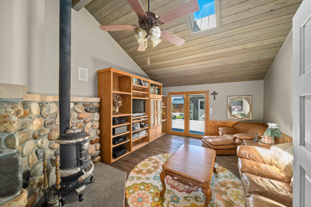 Y-Bell Ranch – Additional Housing – Image 15