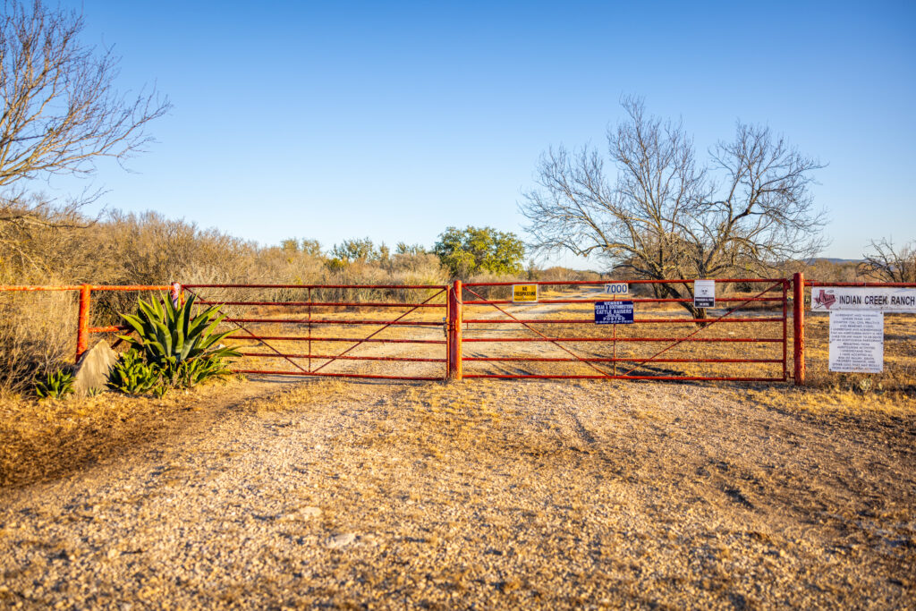 Indian Creek Ranch – Entry & Signage – Image 2