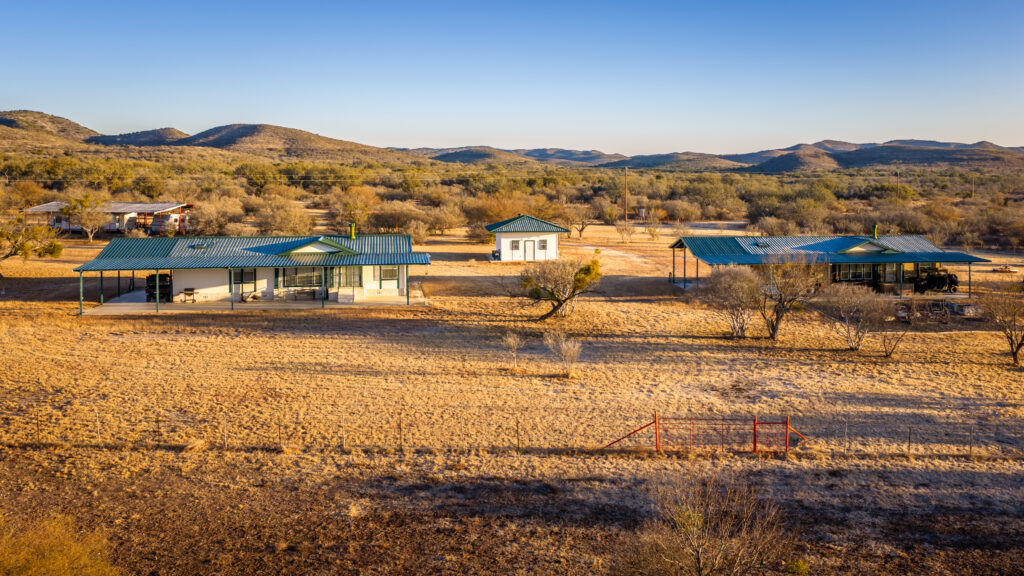 Indian Creek Ranch – Exterior – Home – Image 1