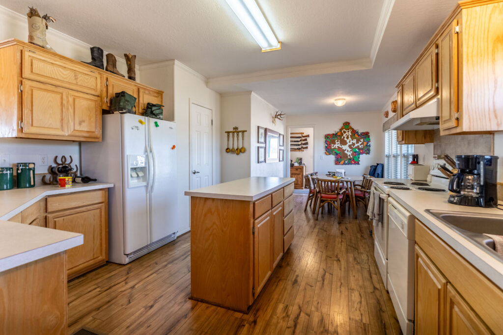 Indian Creek Ranch – Main House – Interior – Image 3
