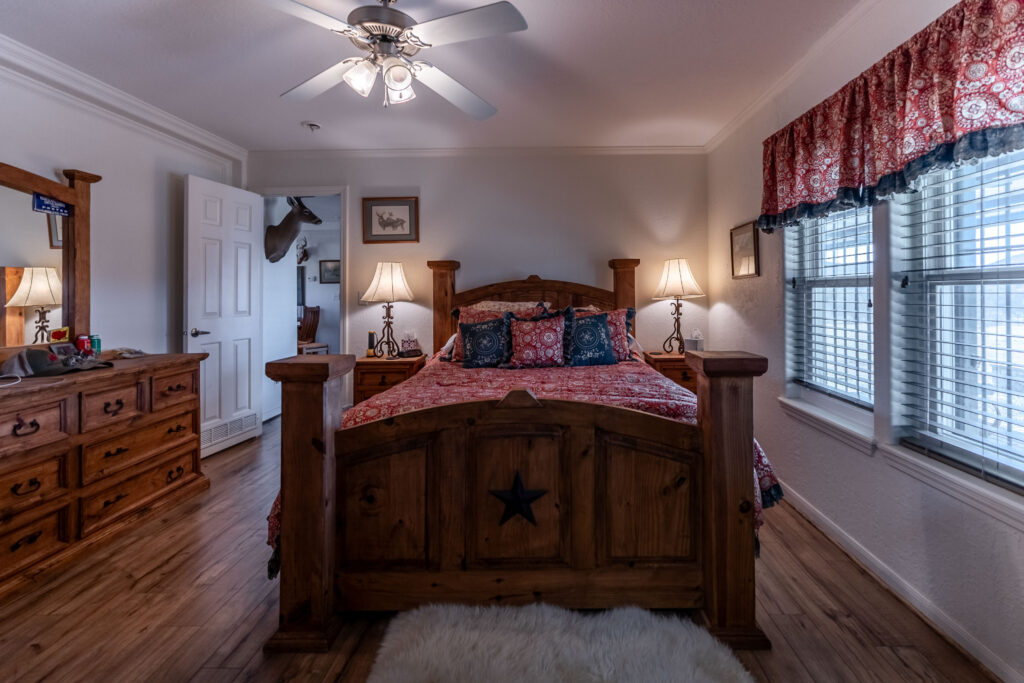 Indian Creek Ranch – Main House – Interior – Image 6