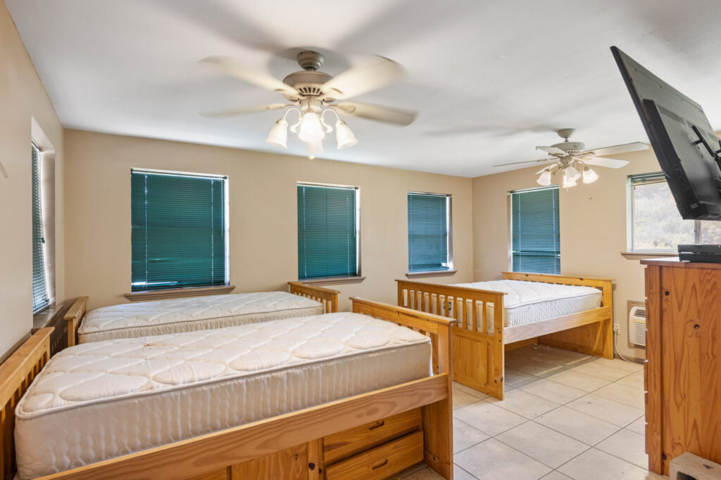 DeeNada Bass Ranch – Miscellaneous – Image 179