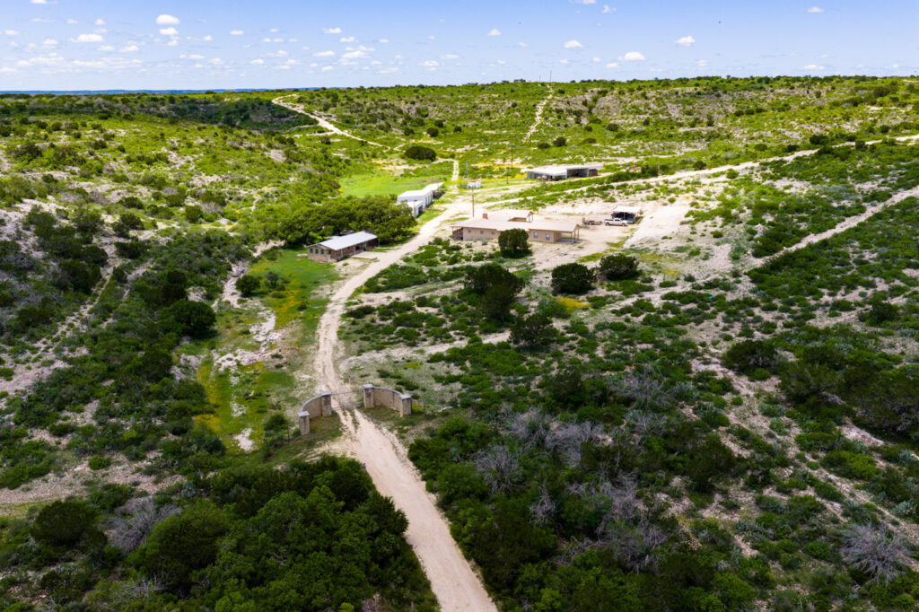 DeeNada Bass Ranch – Miscellaneous – Image 73